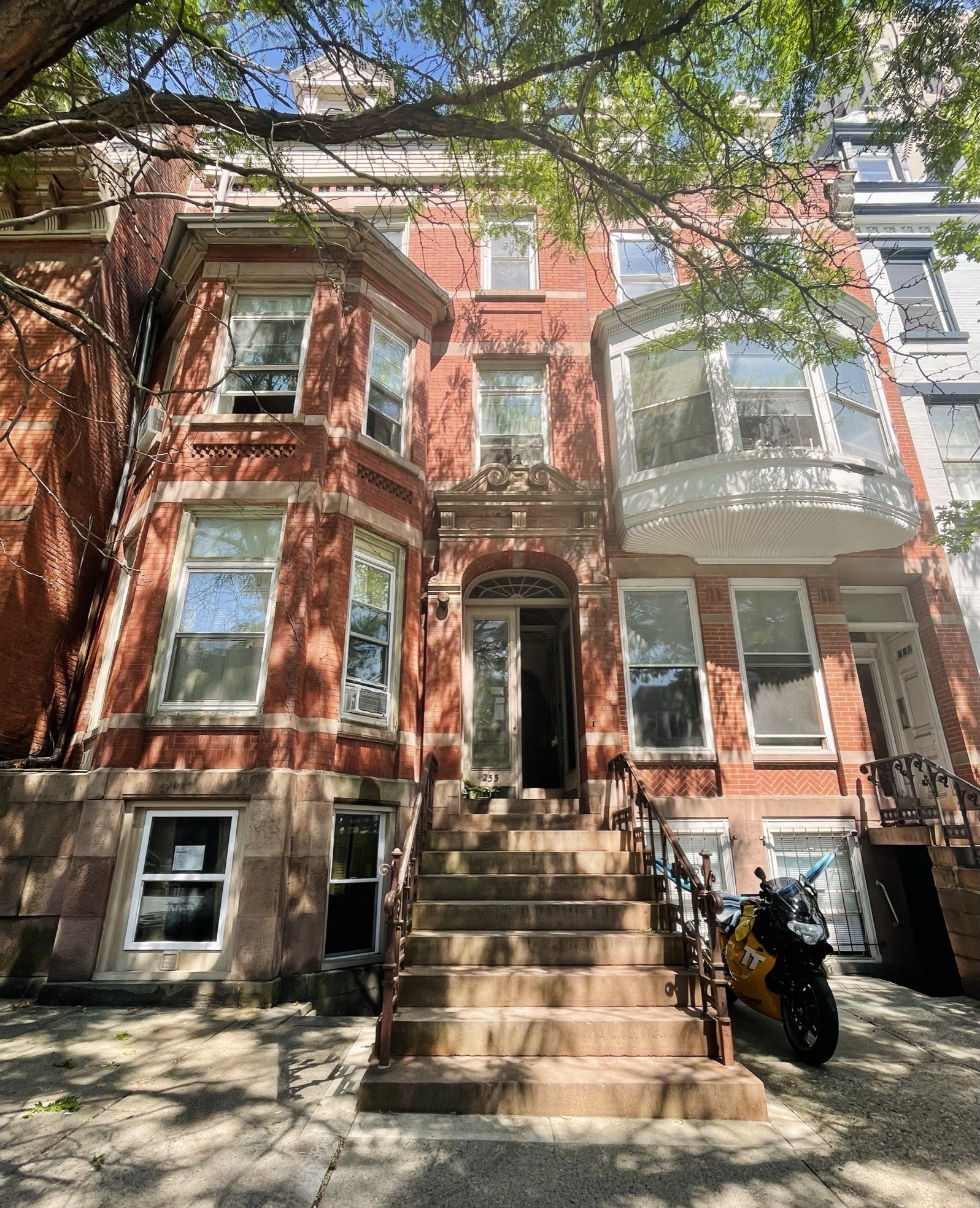 255 State Street - 1F