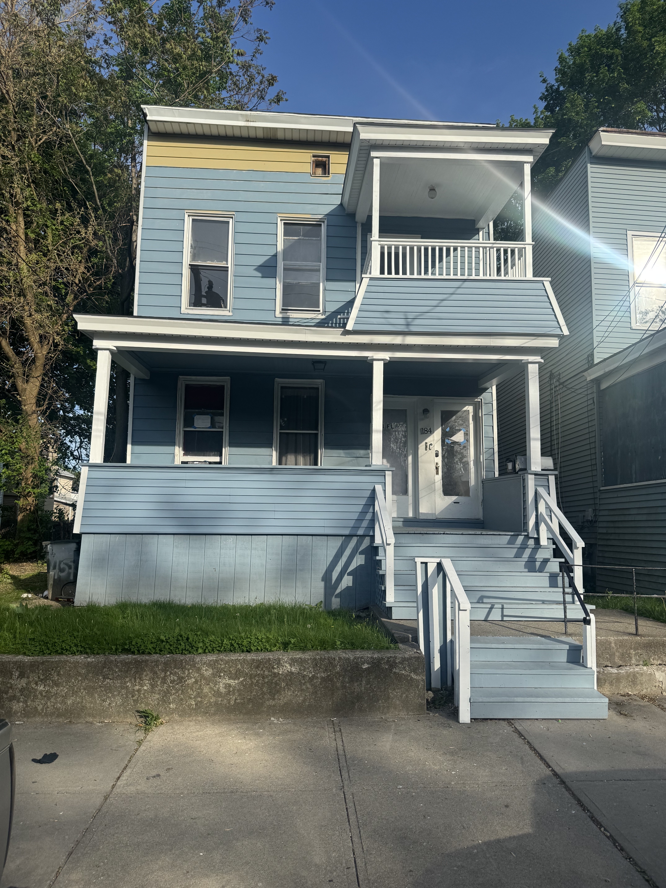 184 North Lake Avenue - 2