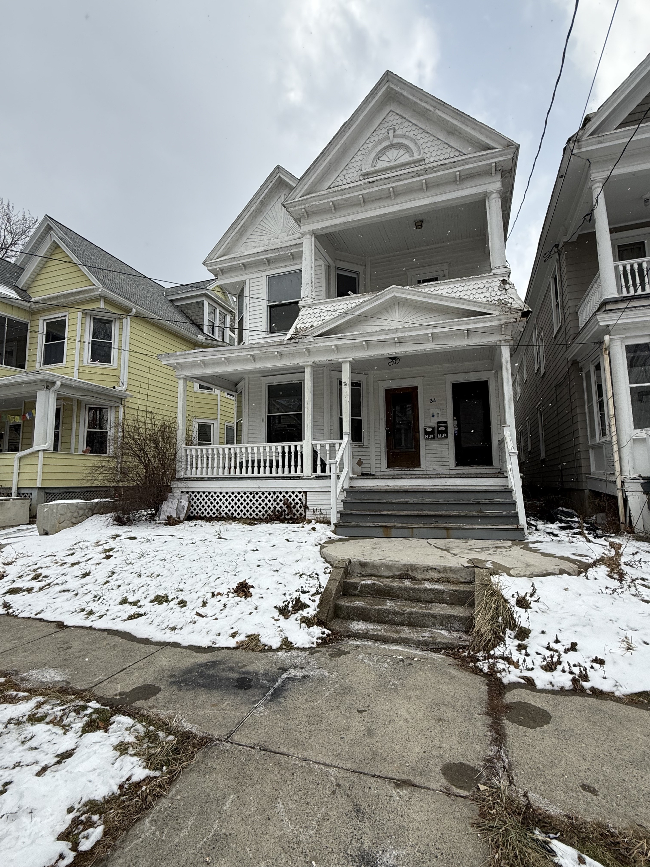34 Besch Avenue - 1